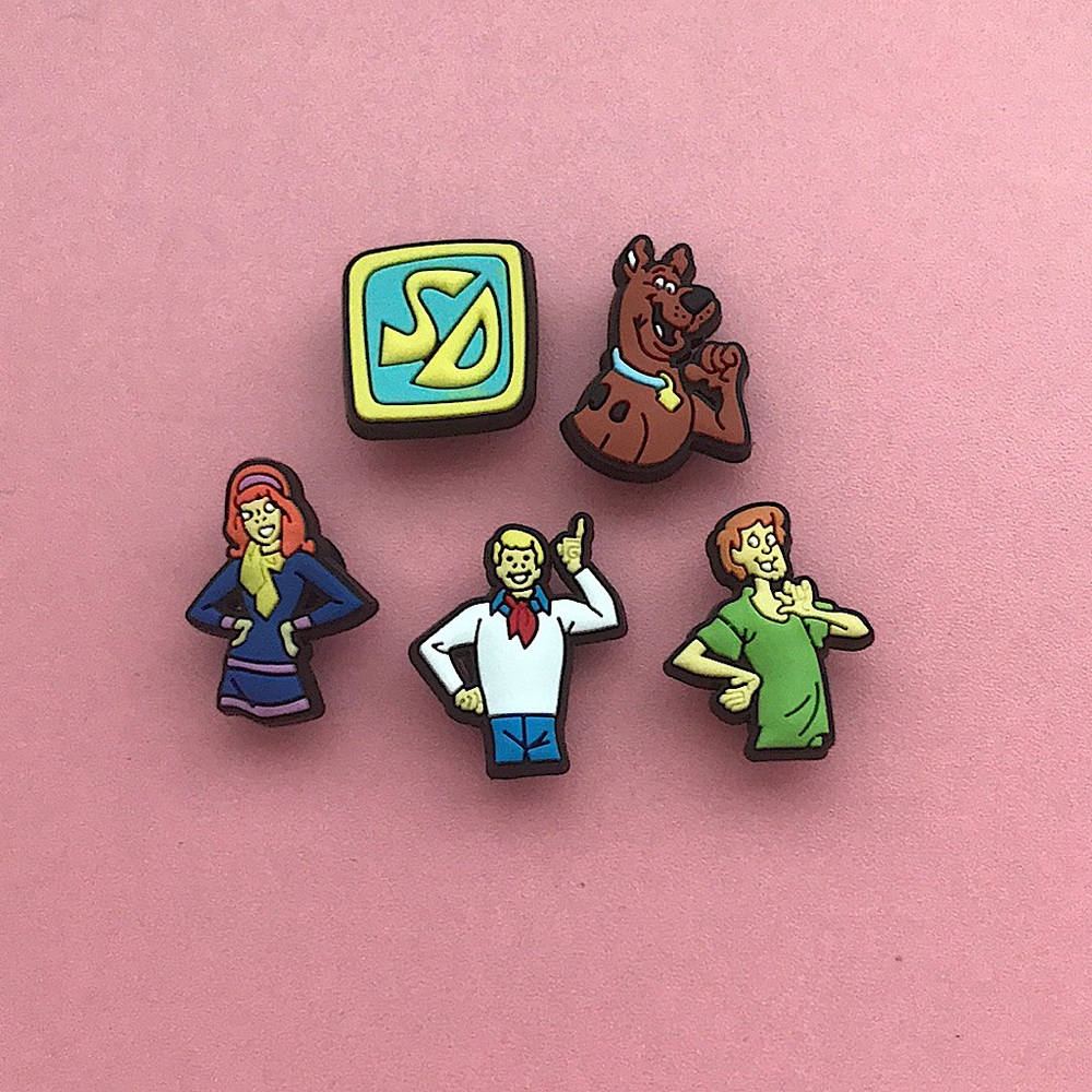 Scooby-Doo Croc charms! Easy to put on! Never worn or used!💗